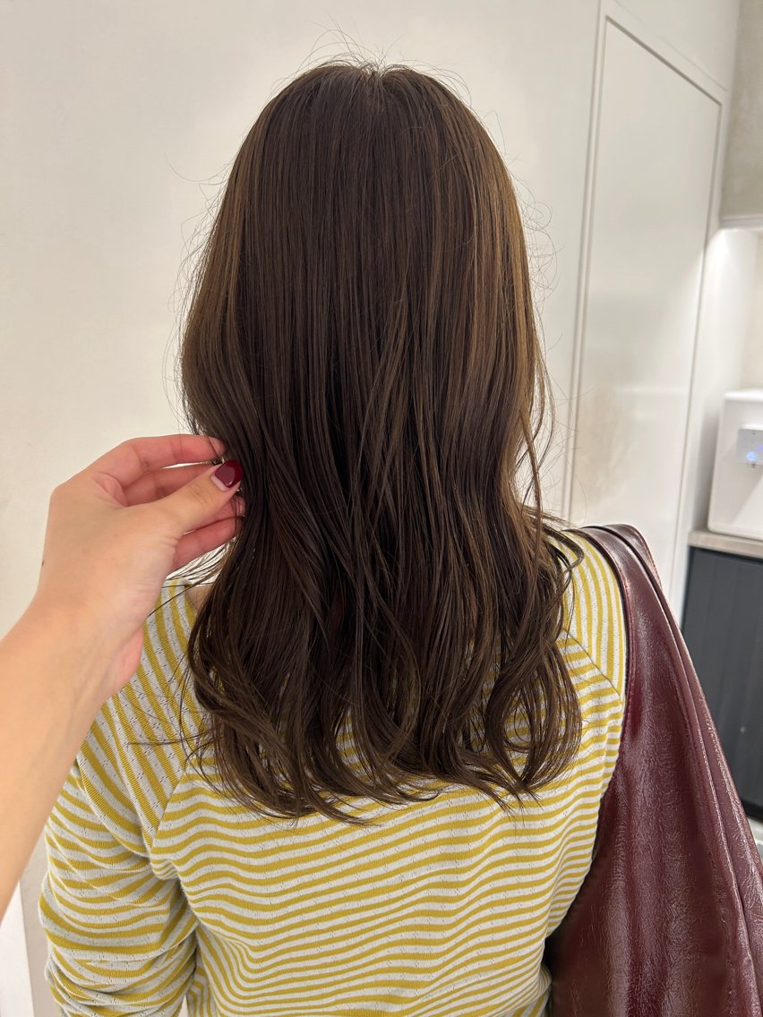 ミディアム UNBIRTHDAY ゆづみのヘアスタイル