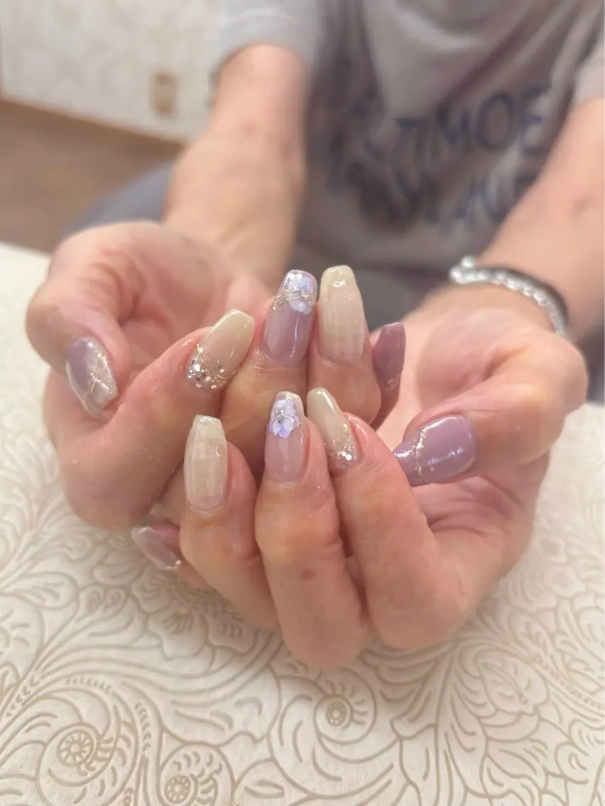 ネイル フラワーネイル precious nail  roomのネイルデザイン