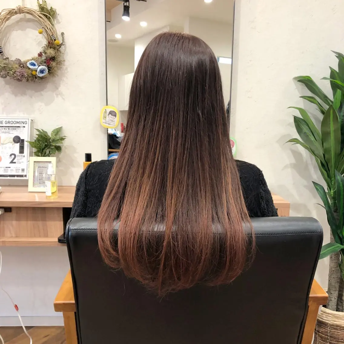 ロング カラー ブリーチ グラデーションカラー 佐藤 剛のヘアスタイル