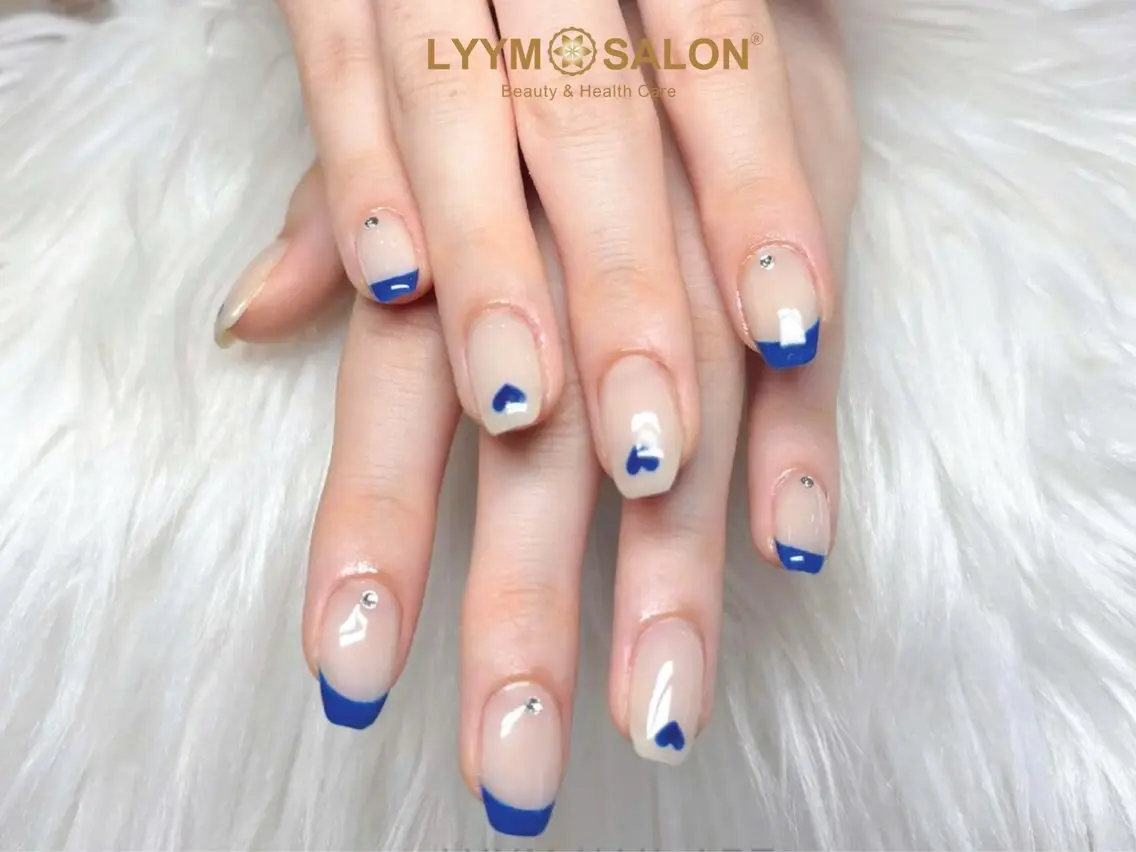 ネイル ボルドー ブラウン チークネイル ドット フットネイル ハンドネイル ハンドケア VAN NAIL 海老名展のネイルデザイン
