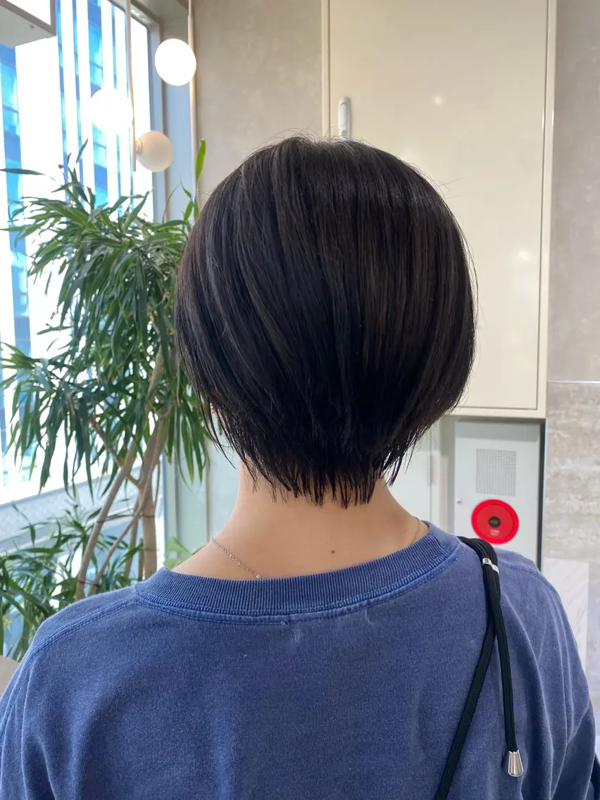 ショート カラー 似合わせカット ショートヘア カット ヘアカラー トリートメント 透明感カラー /ボブ momokaのヘアスタイル