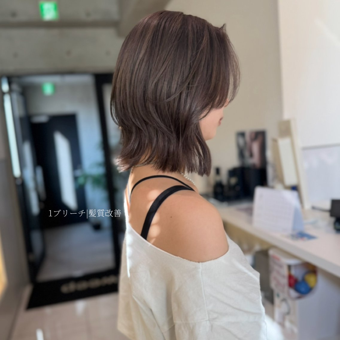ショート ヘアカラー karina🧼レイ ヤー/髪質改善/縮毛のヘアスタイル