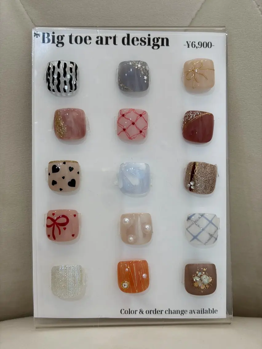 親指foot定額デザイン オフありの写真