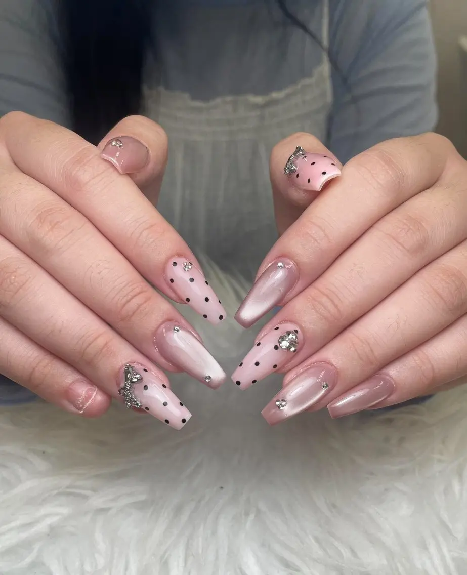 ネイル アートネイル ジェルネイル ニュアンスネイル シンプルネイル ハンドネイル Nie Nail Shinokuboのネイルデザイン