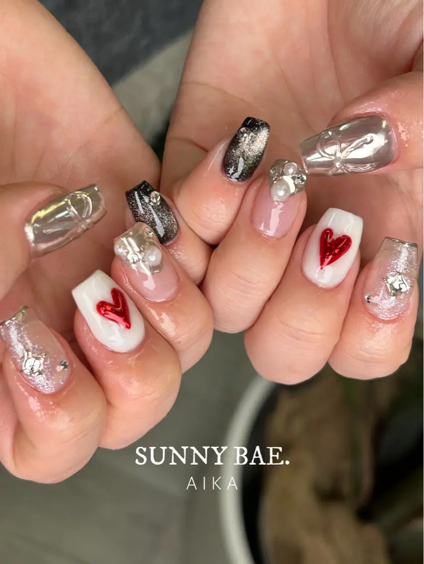 ネイル ハート ミラーネイル スカルプネイル ショートネイル バレンタイン Made By AIKAのネイルデザイン