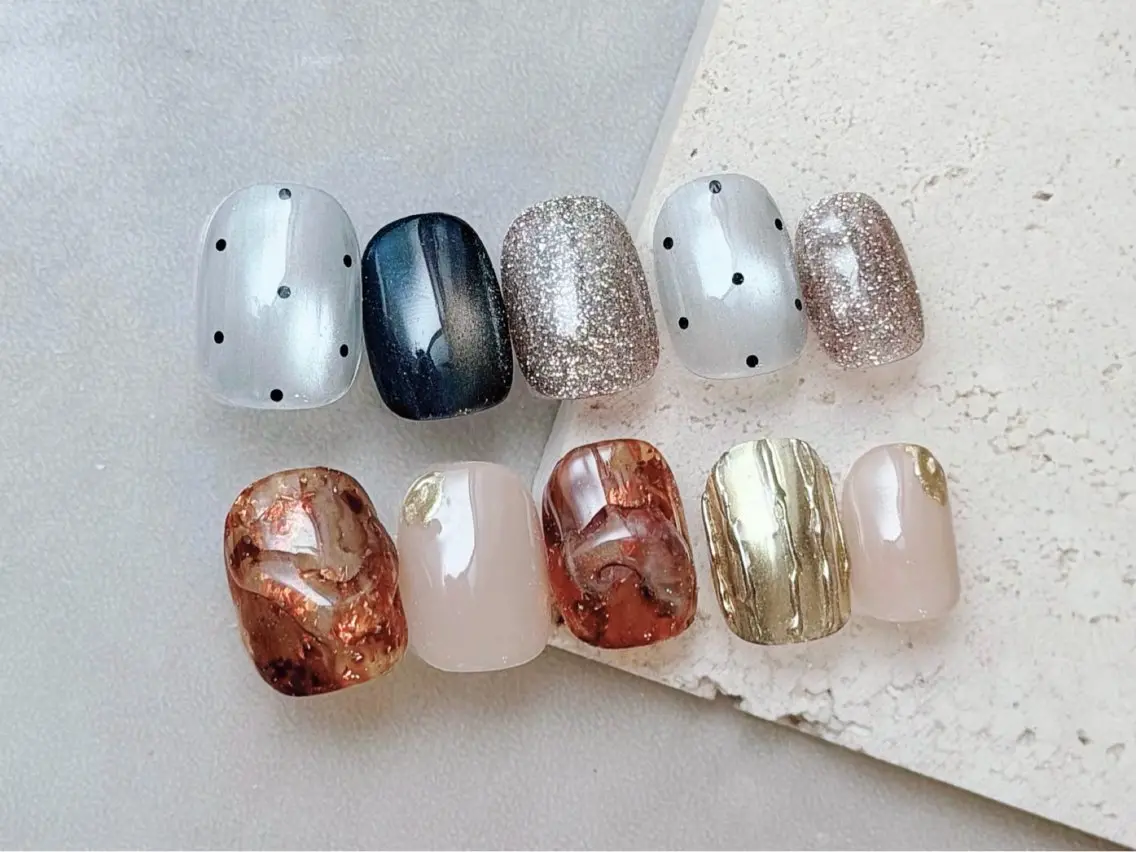 ネイル クリアネイル フラッシュネイル フラッシュマグ フレンチネイル マグネットネイル Luana nailのネイルデザイン