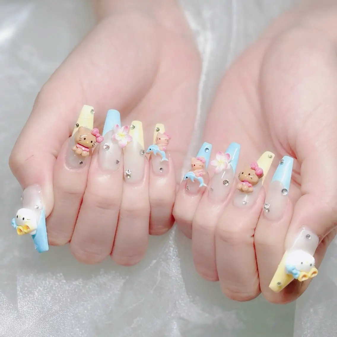 ネイル フットネイル フレンチネイル グラデーション 韓国ネイル ロングネイル ハンドネイル Hani Nail Salonのネイルデザイン