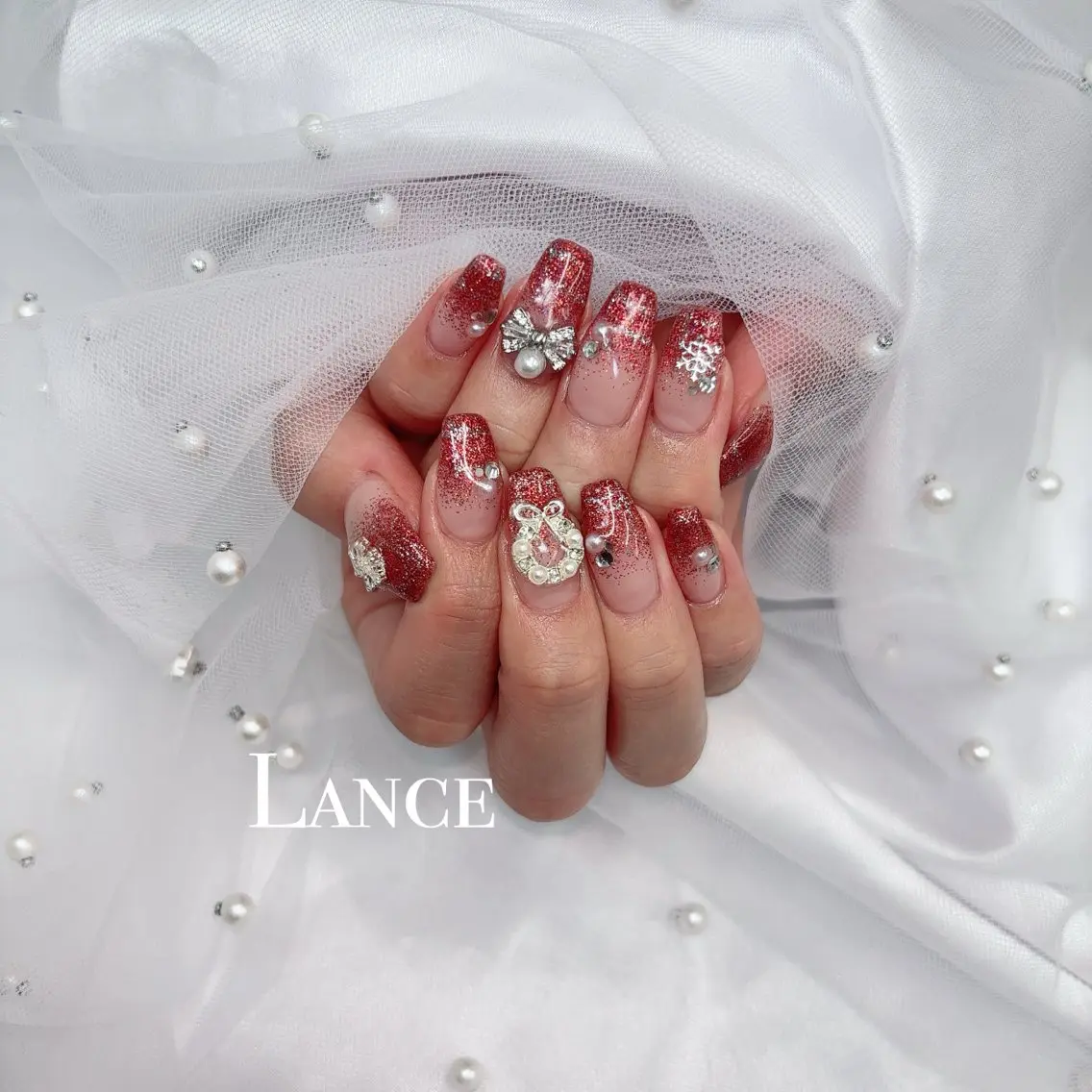 ネイル オーロラネイル フットネイル フレンチネイル ガラスフレンチ 氷ネイル・うるうるネイル Lance nailのネイルデザイン