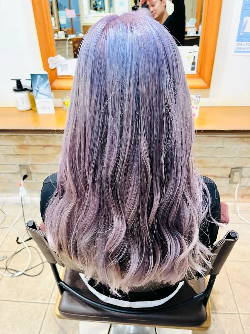 ロング カラー 🦕望月渉🦕 パーマ🌪️ブリーチのヘアスタイル