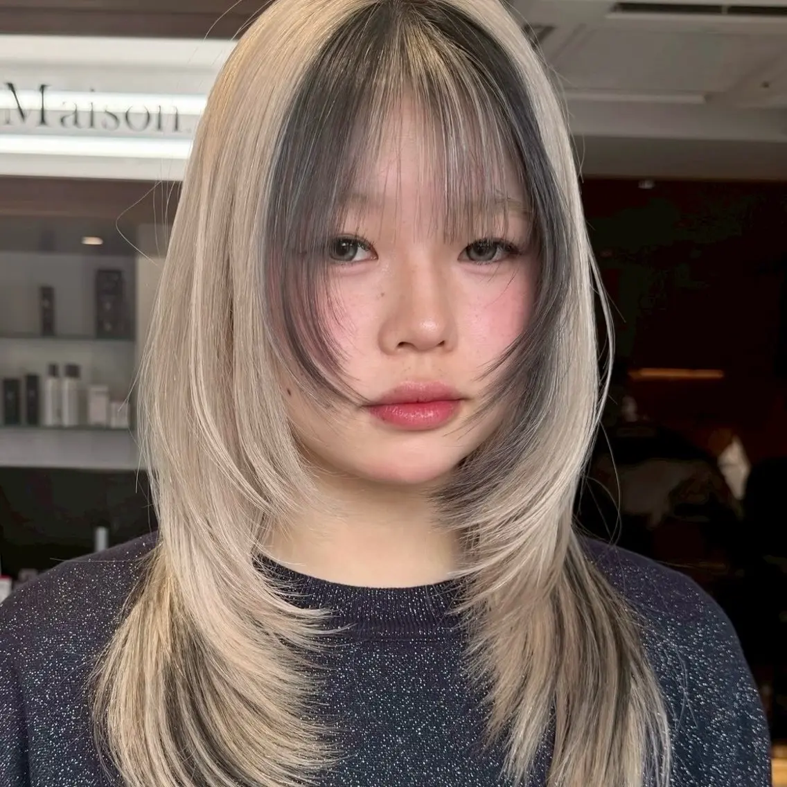 ロング カラー カット トリートメント ブリーチ/レイヤー 艶カラー💫チャンのヘアスタイル
