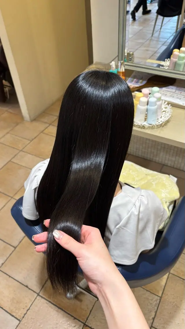 ロング トリートメント 井本 帆香のヘアスタイル
