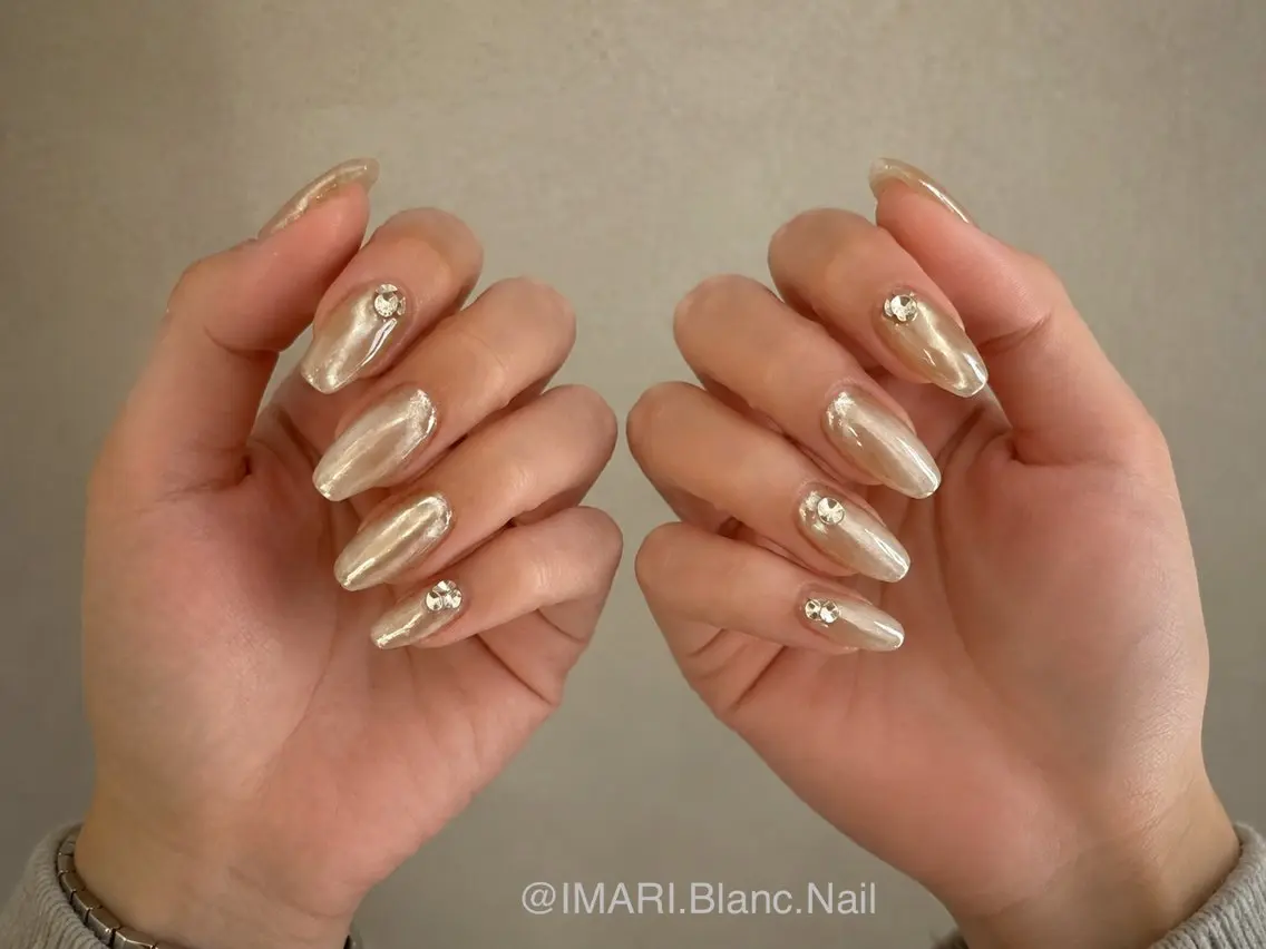 ネイル マグネットネイル ミラーネイル ハンドネイル IMARI. Blanc.Nailのネイルデザイン