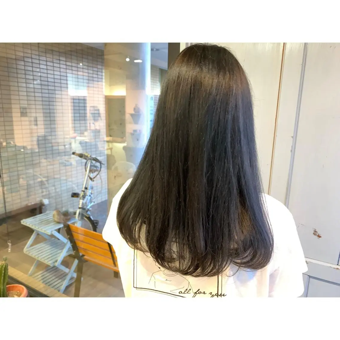 ロング カラー ヘアカラー トリートメント ツキダテ ユイのヘアスタイル