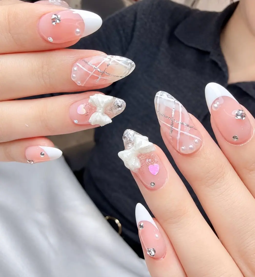 ネイル ハンドネイル ハンドケア AKI AKIのネイルデザイン