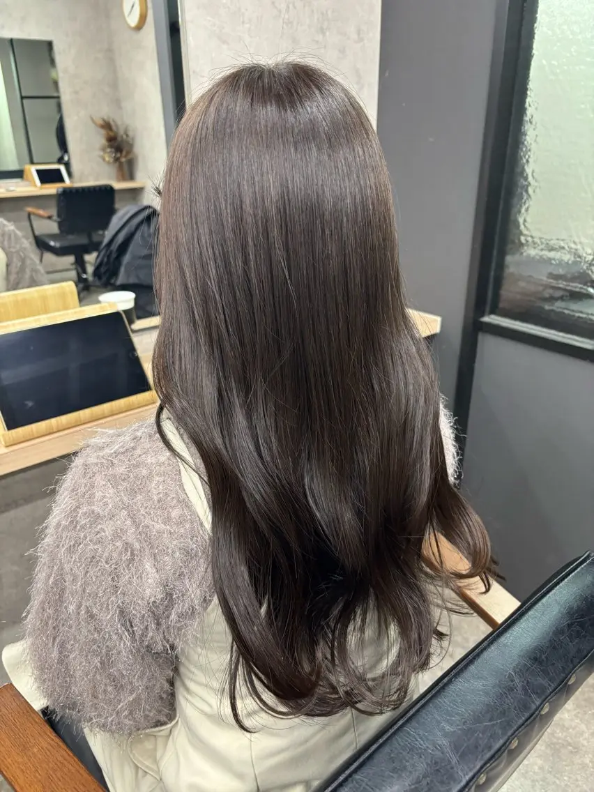 カラー ブラウンカラー オリーブブラウン 石原 望来のヘアスタイル