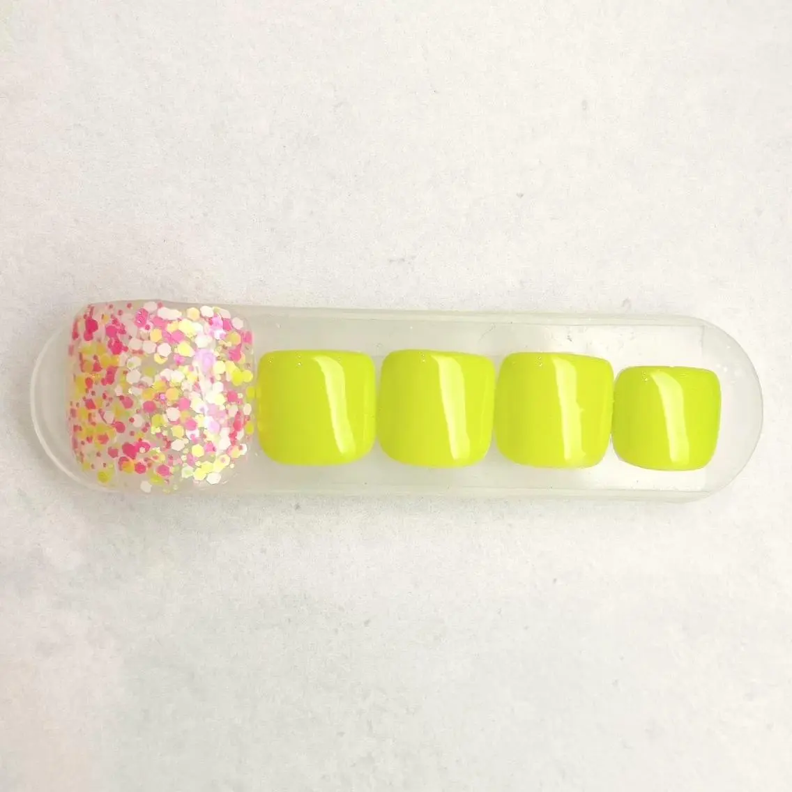 ネイル TiaryNail ERIKAのネイルデザイン