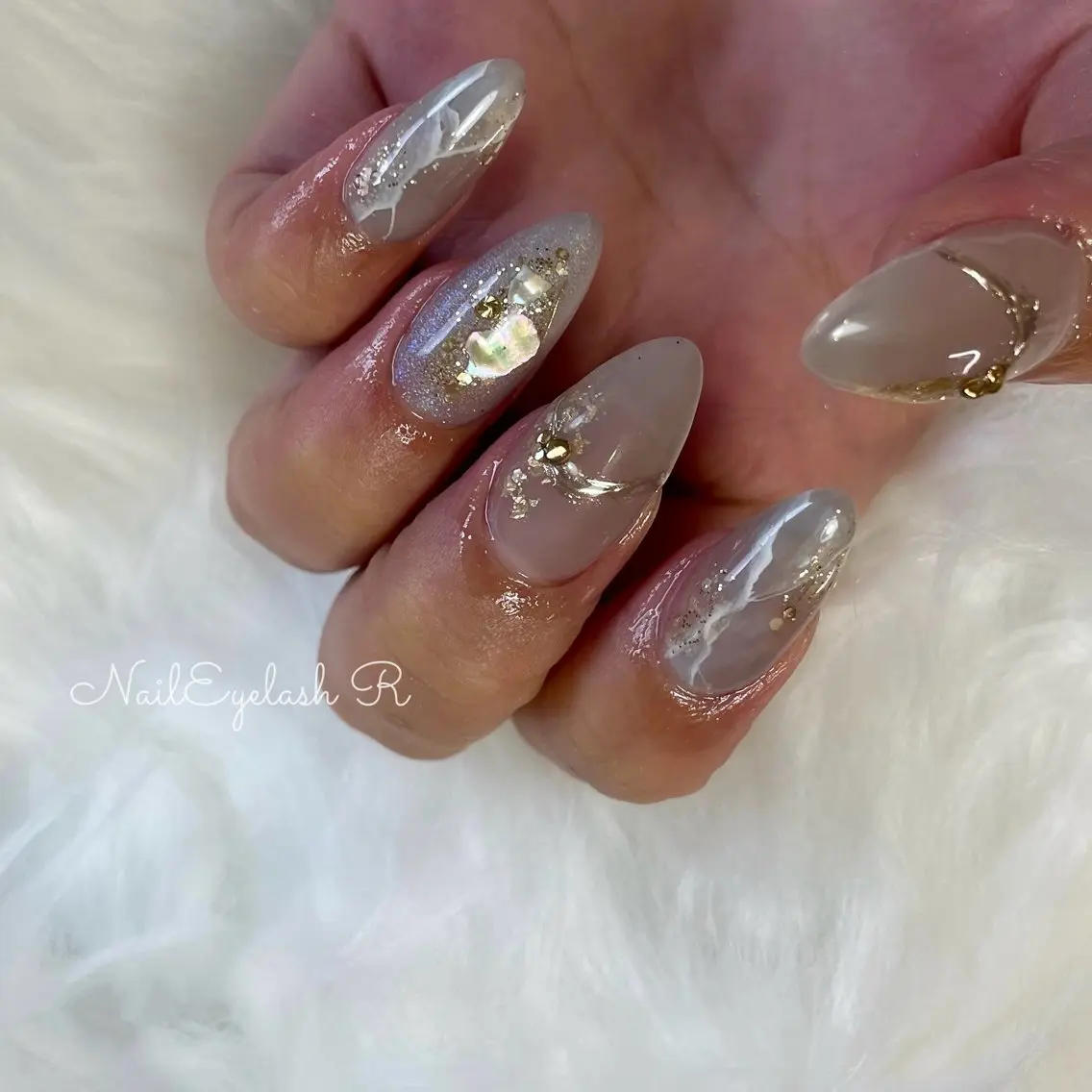 セミロング 韓国風ヘア Nail Rのネイルデザイン