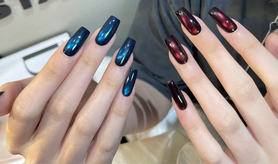 ネイル ブルー ボルドー 韓国ネイル ロングネイル マグネットネイル Yoxie kikiのネイルデザイン