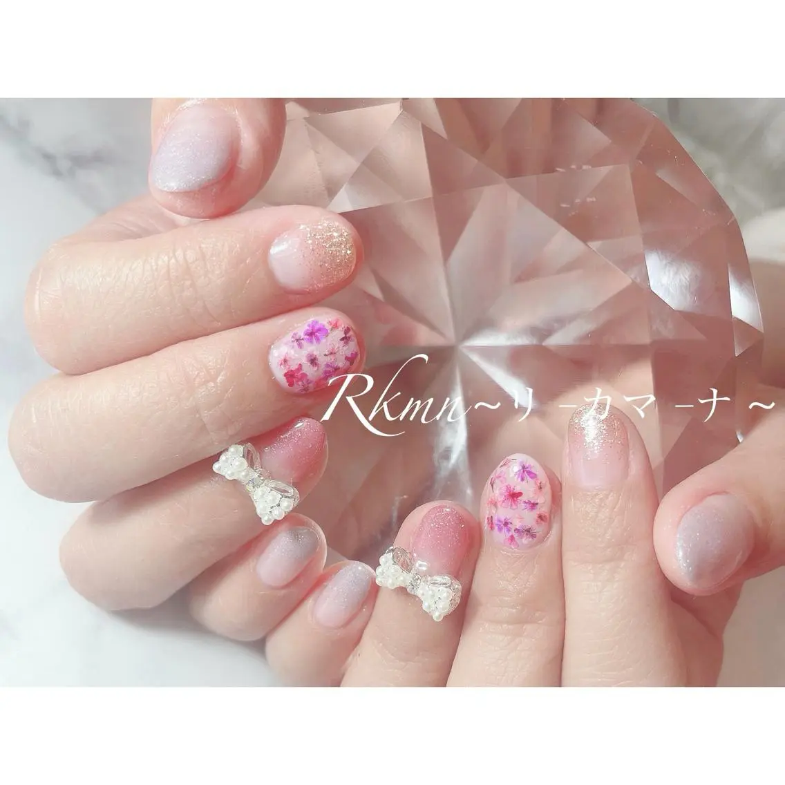 ネイル アートネイル フラワーネイル フレンチネイル ジェルネイル グラデーション ハンドネイル フットネイル ハンドケア Rkmn ~リ-カマ-ナ~のネイルデザイン