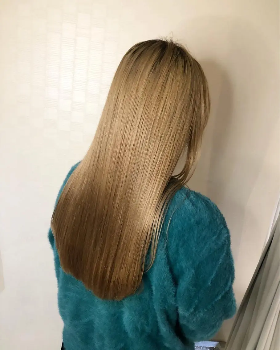 ✨ハイトーン艶カラー✨ダブルカラー+最新髪質改善シャンドラエッセンスゼロの写真