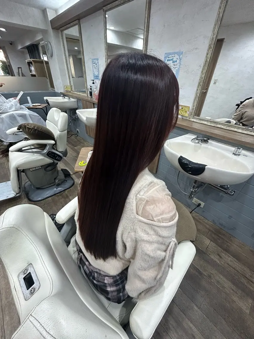 ロング カラー ヘアカラー トリートメント 吉田 萌花のヘアスタイル