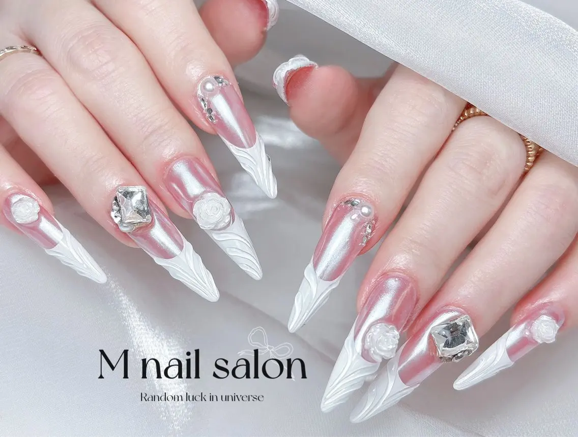 ネイル ハンドネイル M🌷nail 長さだし専門店のネイルデザイン