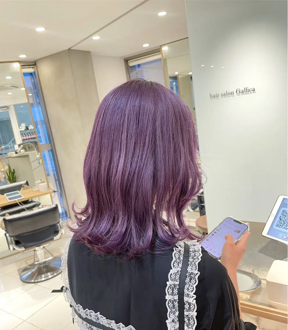 セミロング カラー ヘアアレンジ ラベンダーカラー ラベンダーピンク ピンクカラー ヘアカラー トリートメント ヘッドスパ ヘアセット 艶カラー✨縮毛矯正✨ 翁長孝輔のヘアスタイル
