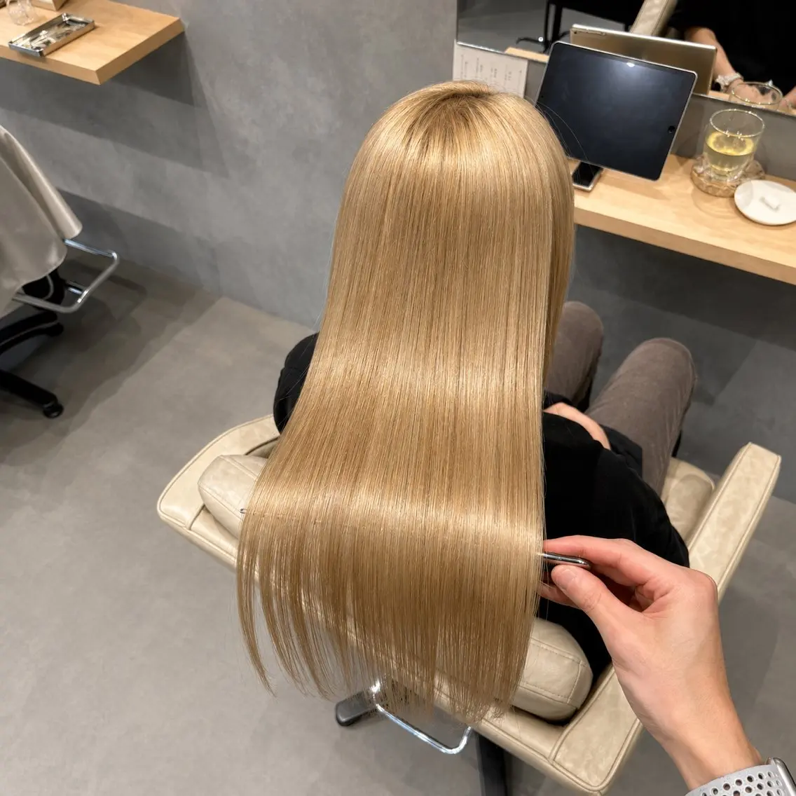 ロング 縮毛矯正 トリートメント shinka omotesandoのヘアスタイル