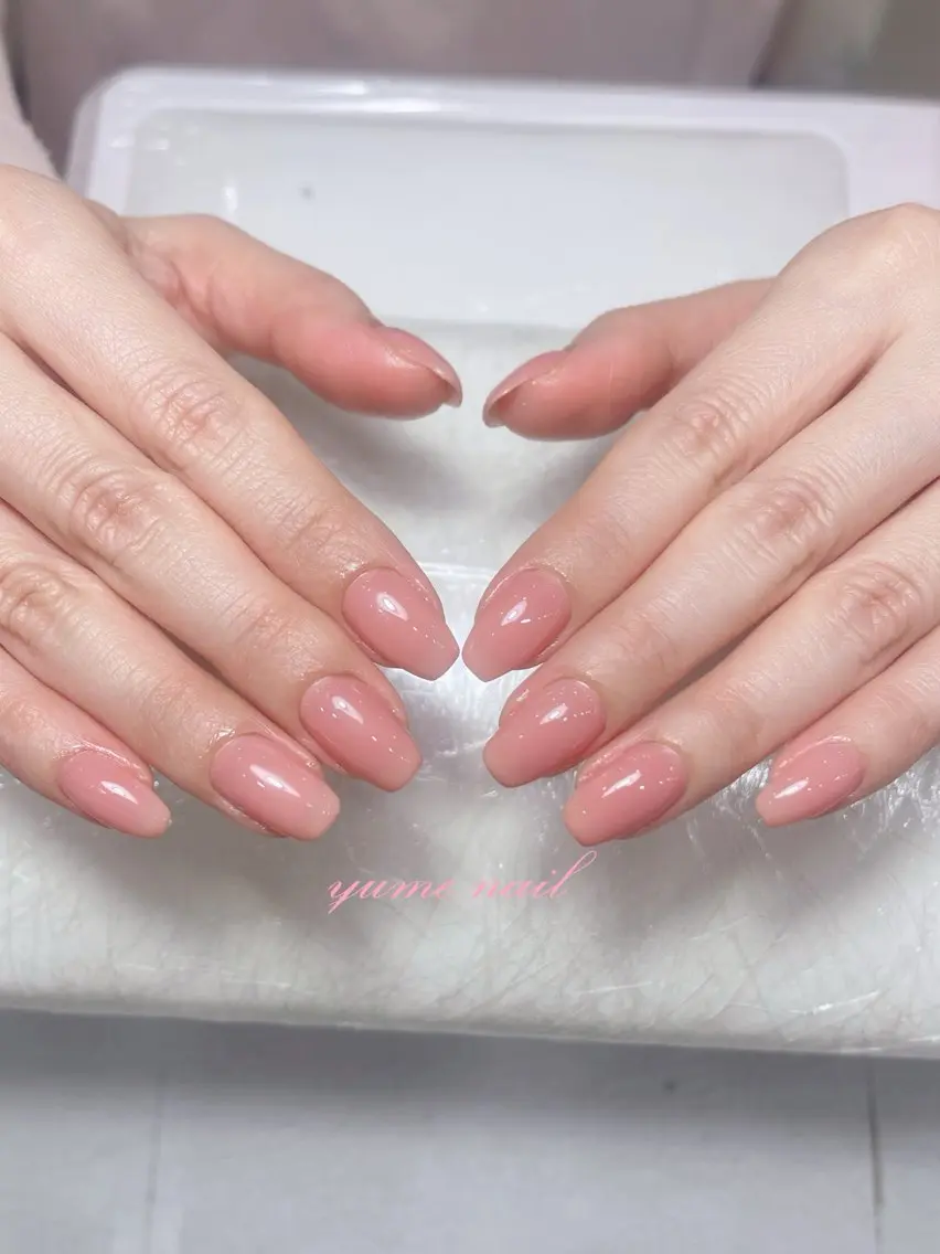 ミディアム ヒエン NAILのネイルデザイン