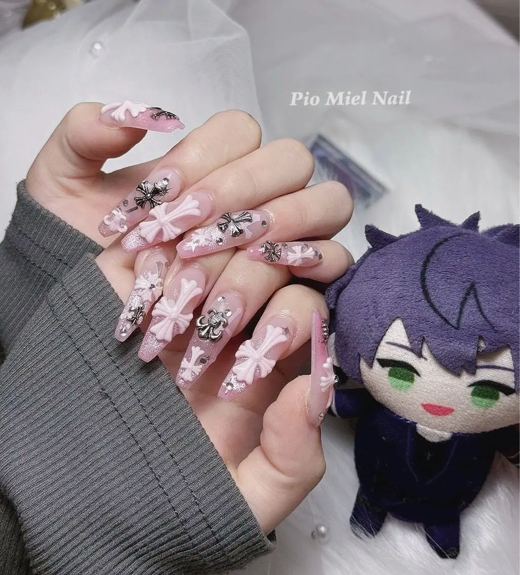 ネイル Pio Mielのネイルデザイン