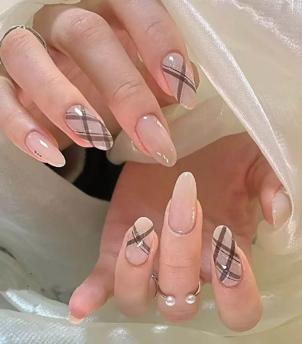 【HAND 折れにくさ&モチ◎】チップ4本デザインコースの写真