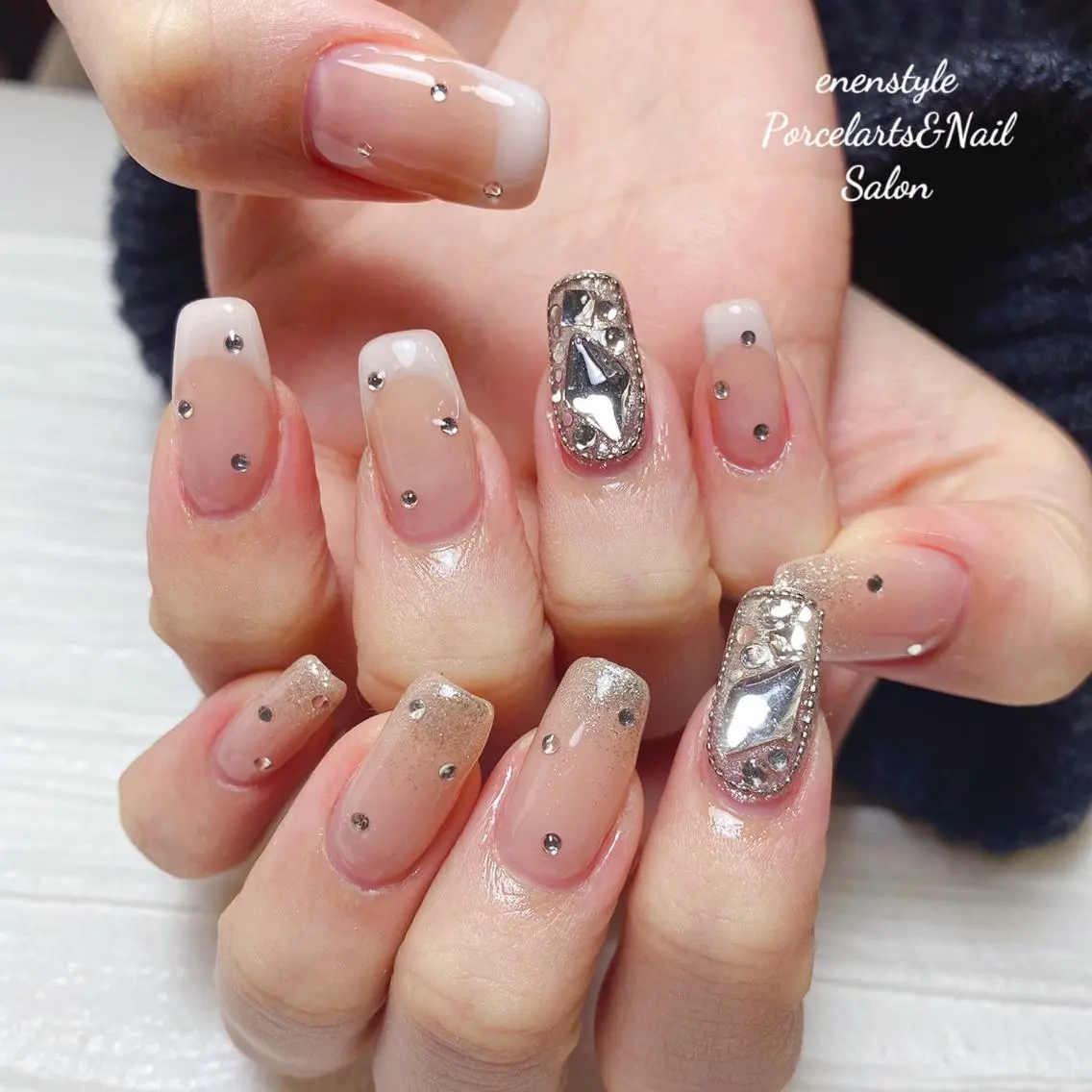 ミディアム ネイル 🐾enen style 🐾のネイルデザイン