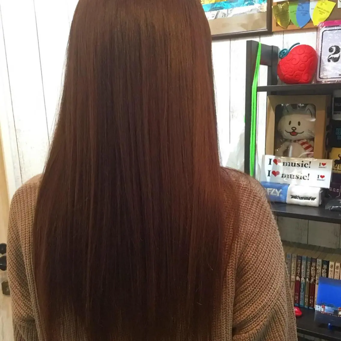 ロング カラー embrace エンブレイスのヘアスタイル