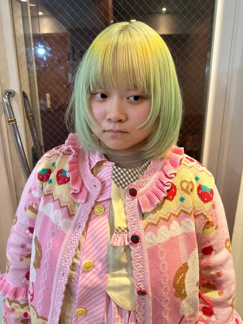 【ブリーチ初心者歓迎🌈】ブリーチ込✨ハイトーンクオルシアカラー&パーソナルカット✂️の写真