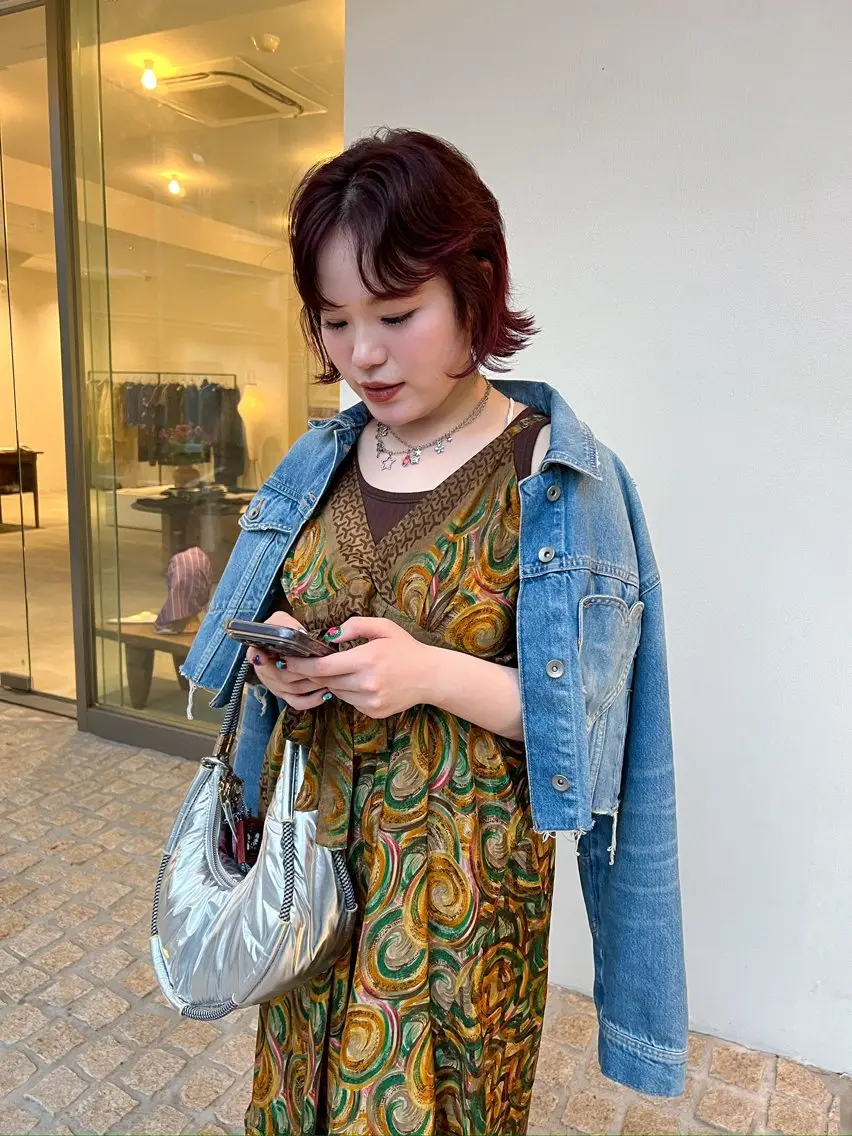 ショート カット ヘアカラー kotoko 透け感カラーのヘアスタイル