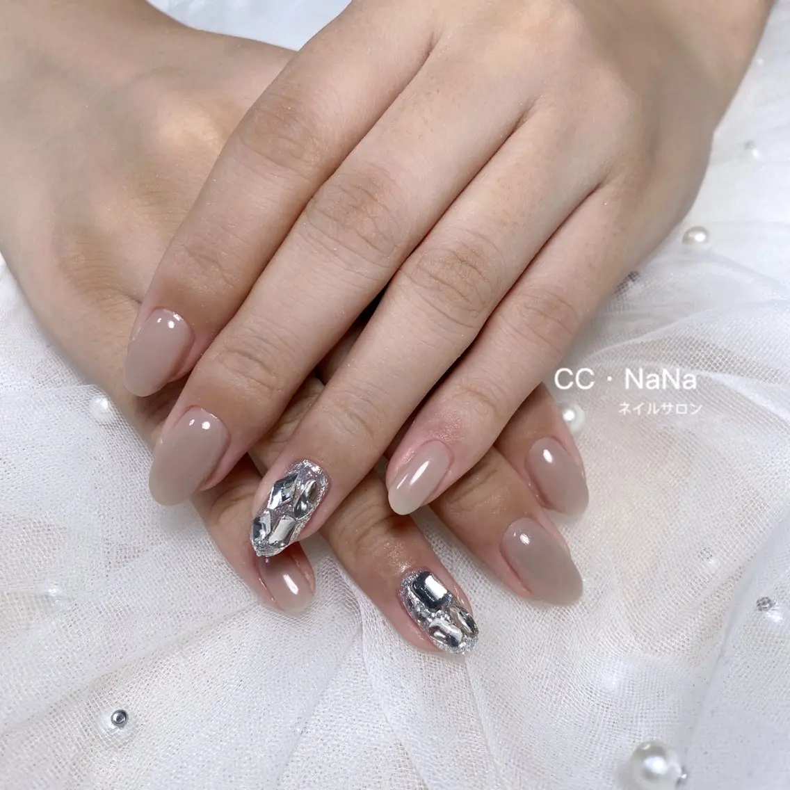 ネイル ハンドネイル 💎CC・NaNa 韓国風ネイル🌙Cのネイルデザイン