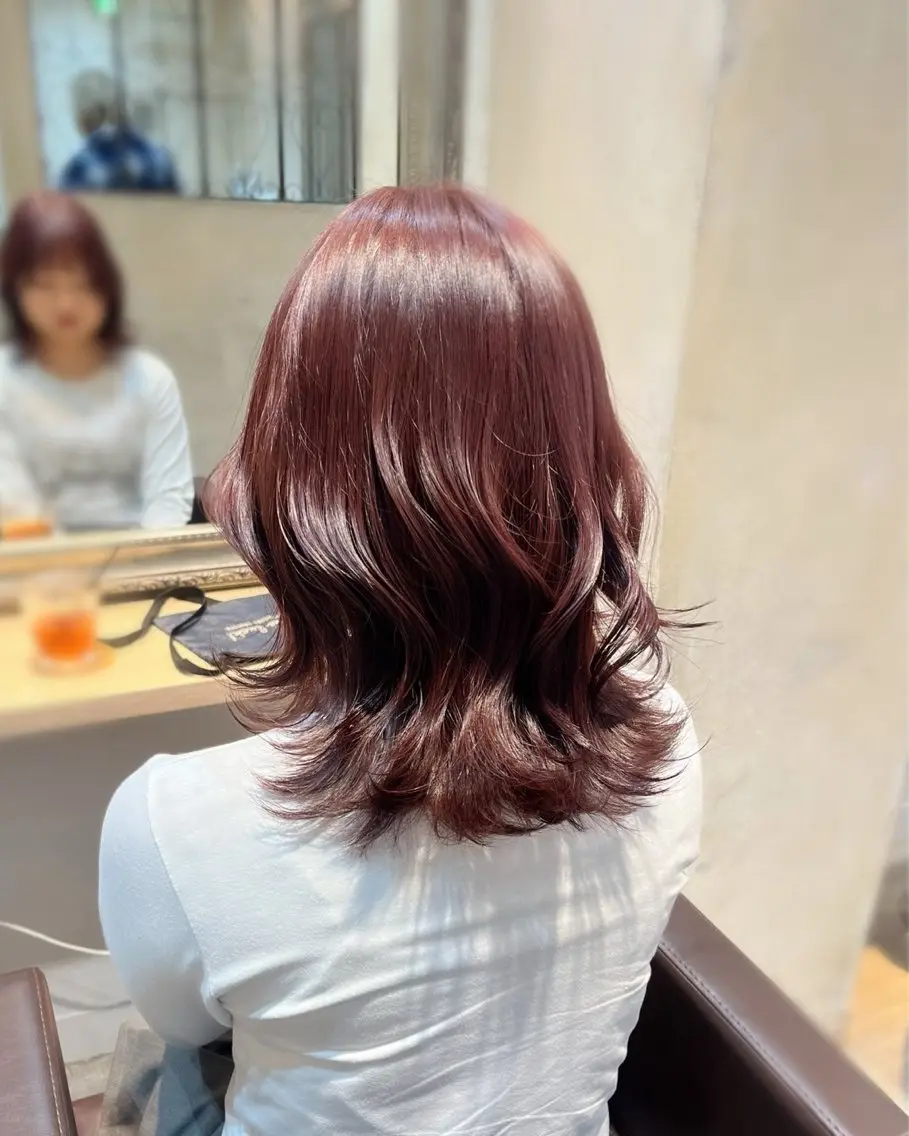 ミディアム カラー カット ヘアカラー トリートメント 美髪矯正🪽／新宿／ ゆうみ🦋のヘアスタイル