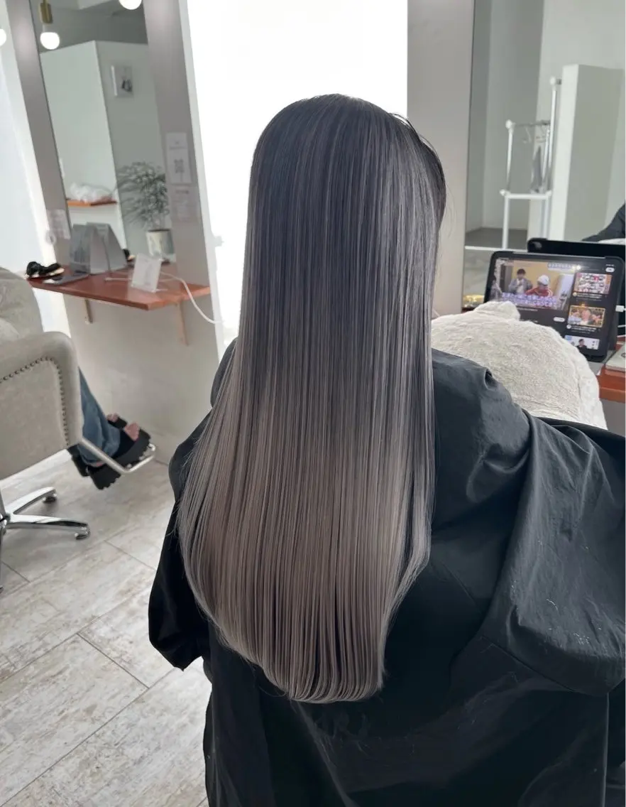 ロング カラー バレイヤージュ グレージュ レイヤーカット 指名数No.1 /NAOYAのヘアスタイル