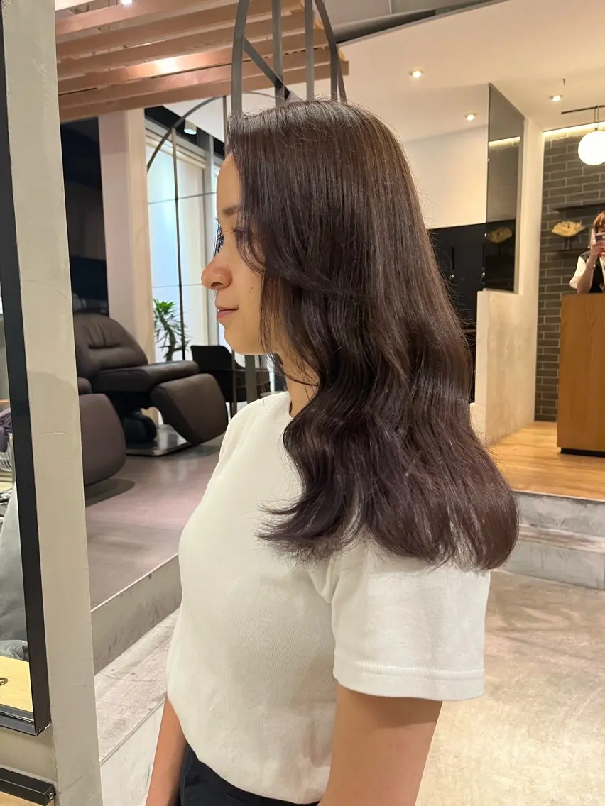 セミロング 森山 葵のヘアスタイル