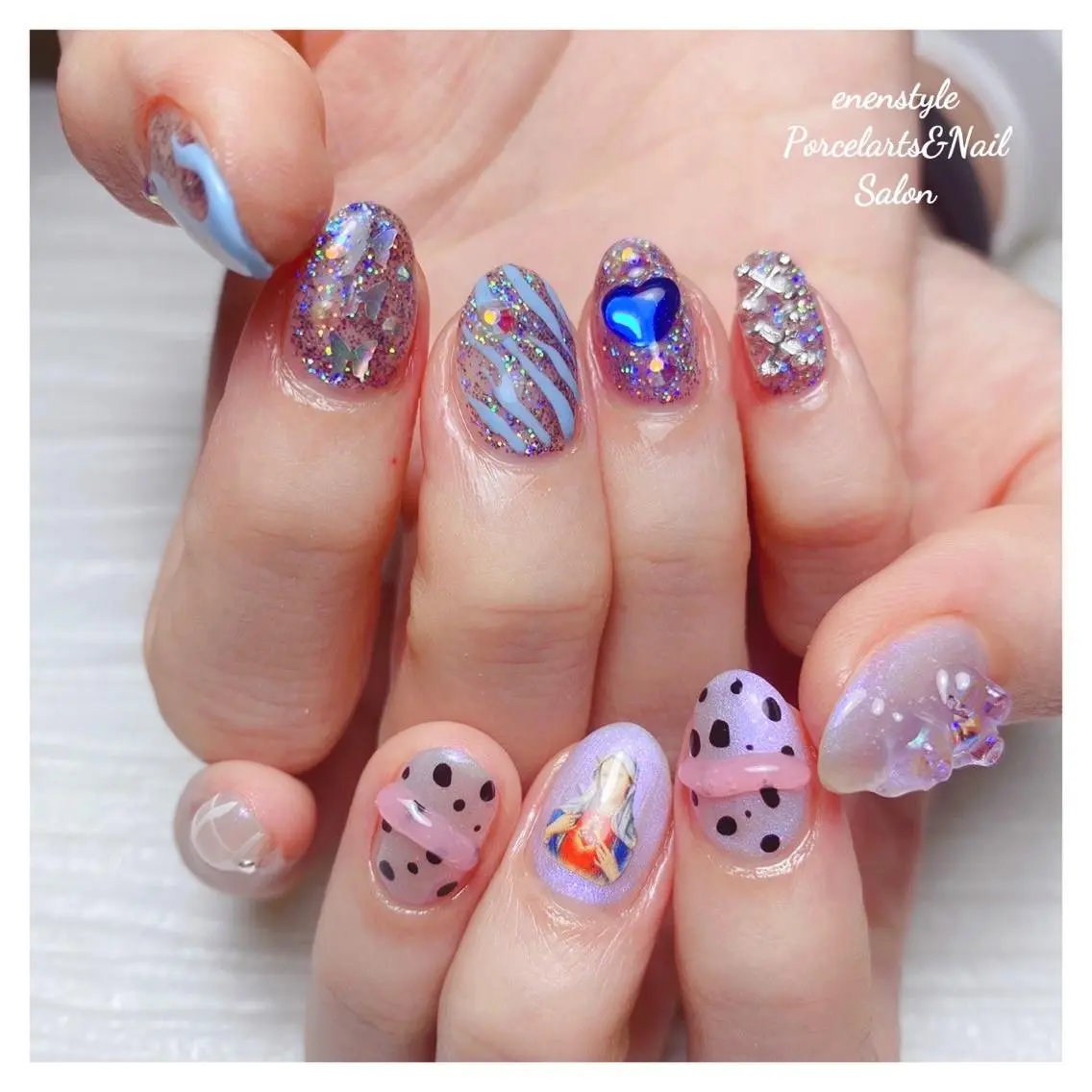 ミディアム ネイル 🐾enen style 🐾のネイルデザイン