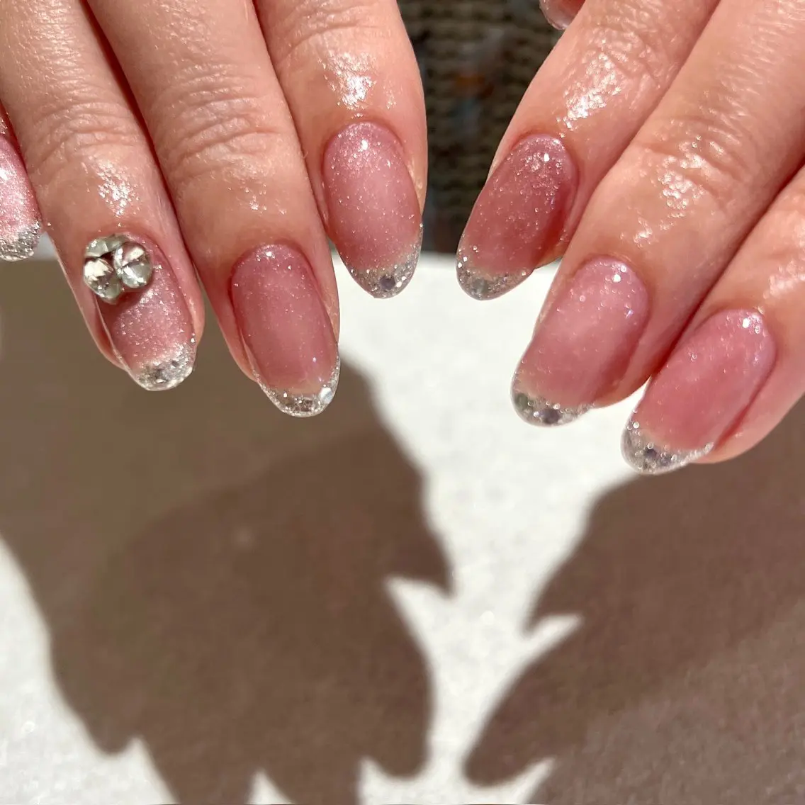 ネイル フレンチネイル ジェルネイル ガラスフレンチ 韓国ネイル マグネットネイル ハンドネイル 【池袋】nuts nail なつみのネイルデザイン