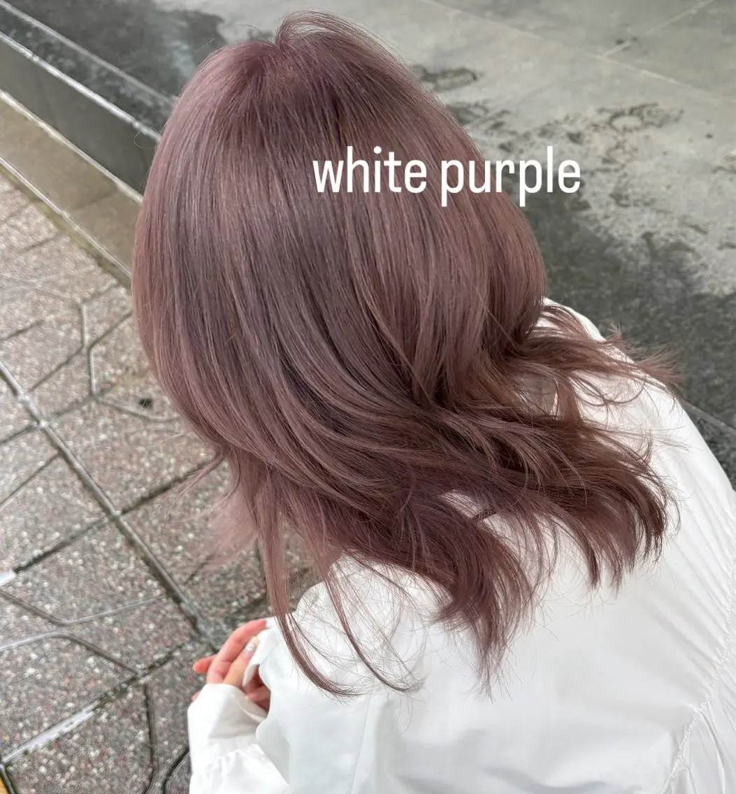 セミロング カラー ヘアカラー 🍓ハイトーンカラー 🎀nene🍓のヘアスタイル