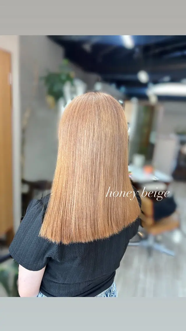 セミロング ヘアカラー arika になのヘアスタイル
