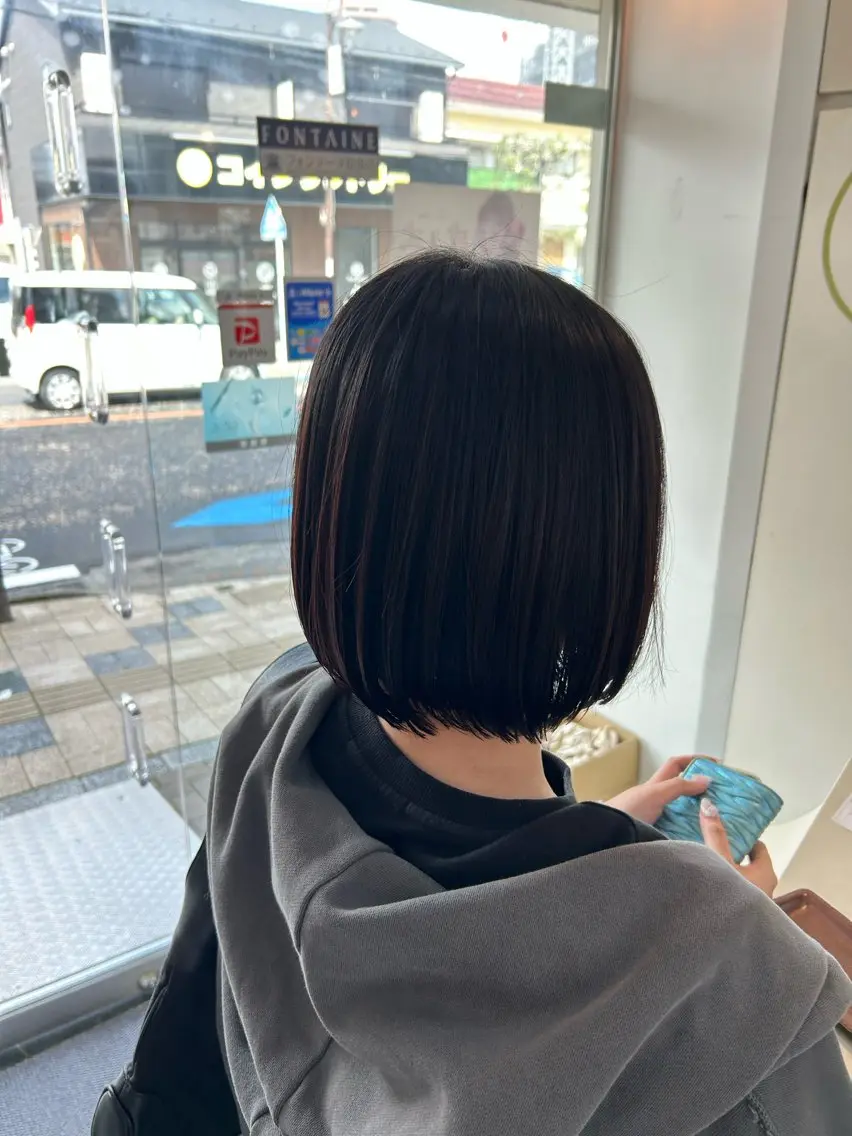 ミディアム カット 髪質改善⭐️縮毛 🫧内藤紅葉のヘアスタイル