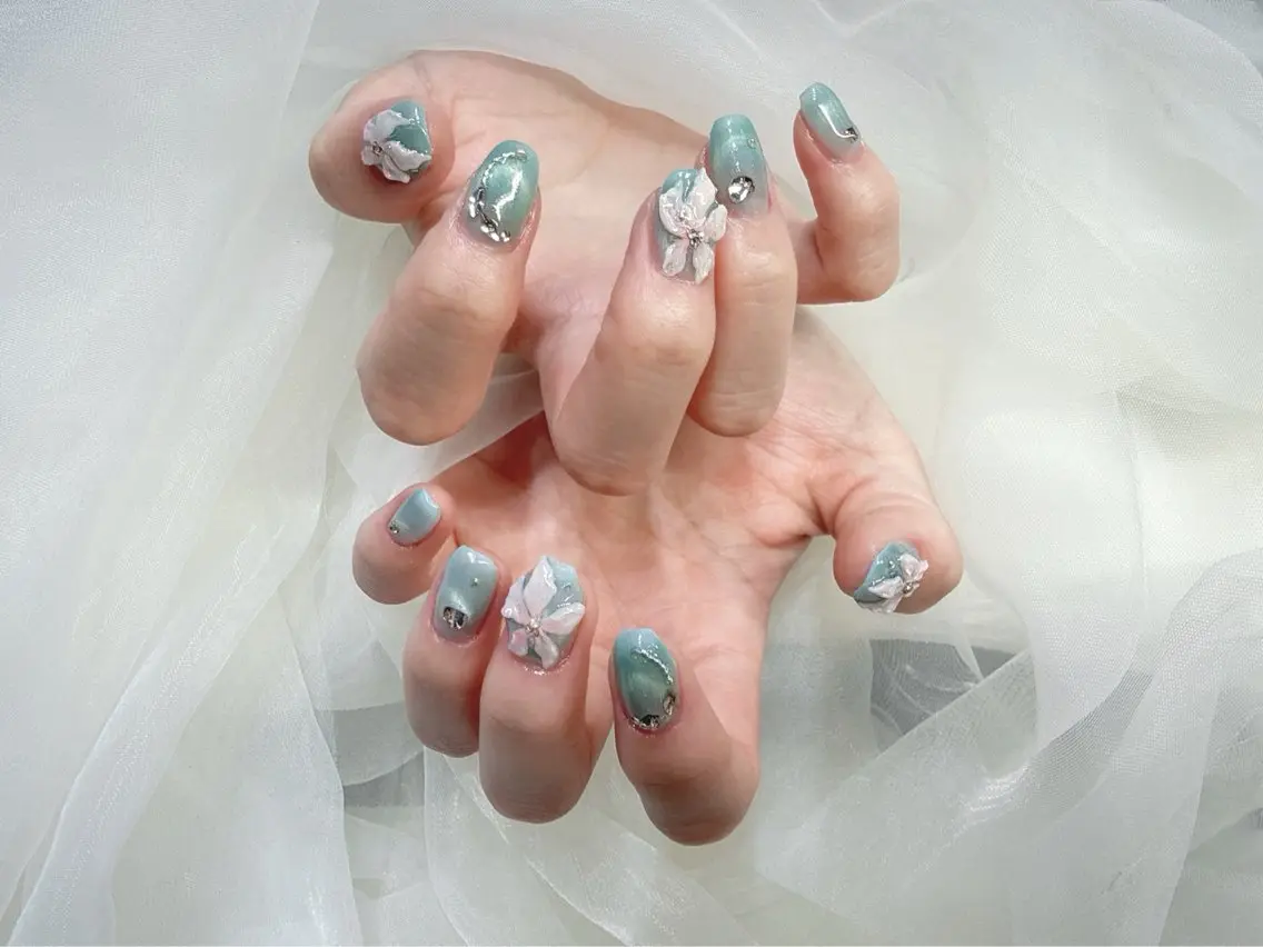 ネイル NailSalon✨ Écrinエクランのネイルデザイン