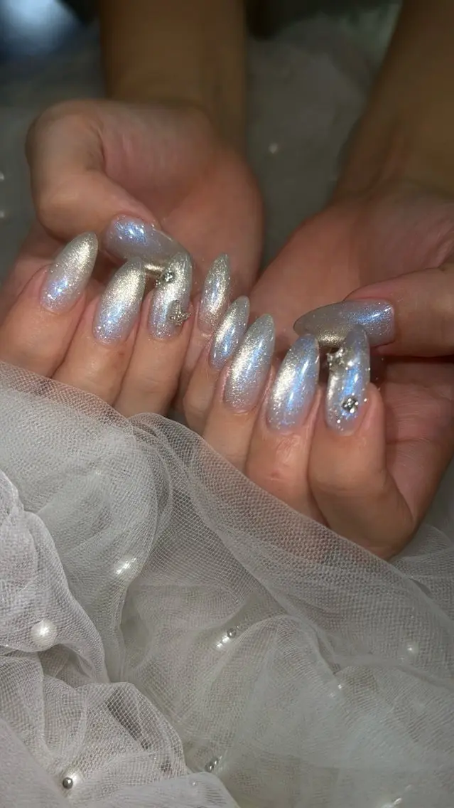 ネイル フラッシュネイル フラッシュマグ フットネイル フレンチネイル 韓国ネイル ハンドネイル SAKU nail 作島茜のネイルデザイン