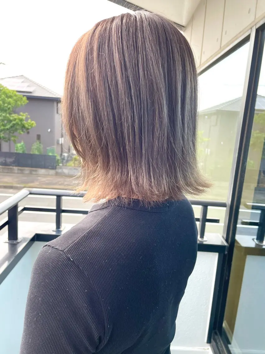 ミディアム 外ハネヘア カット ヘアカラー トリートメント 🎧倉持 来希🎧のヘアスタイル
