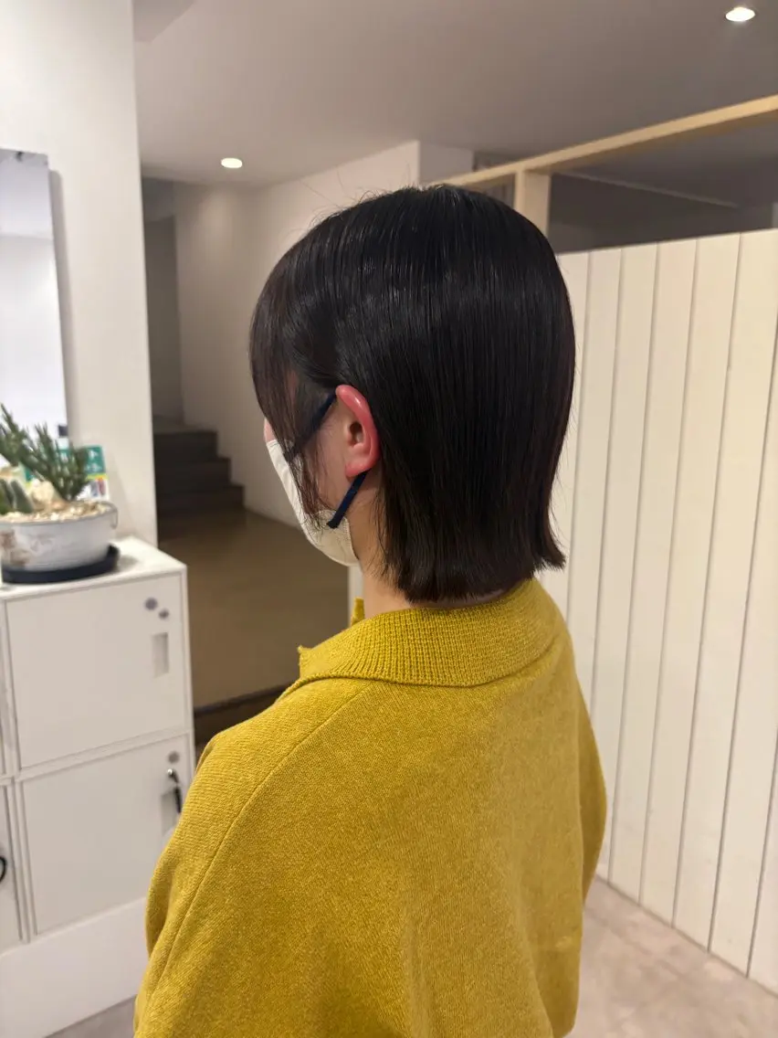 ショート ボブ 顔周りカット 小顔カット 新井 美優のヘアスタイル