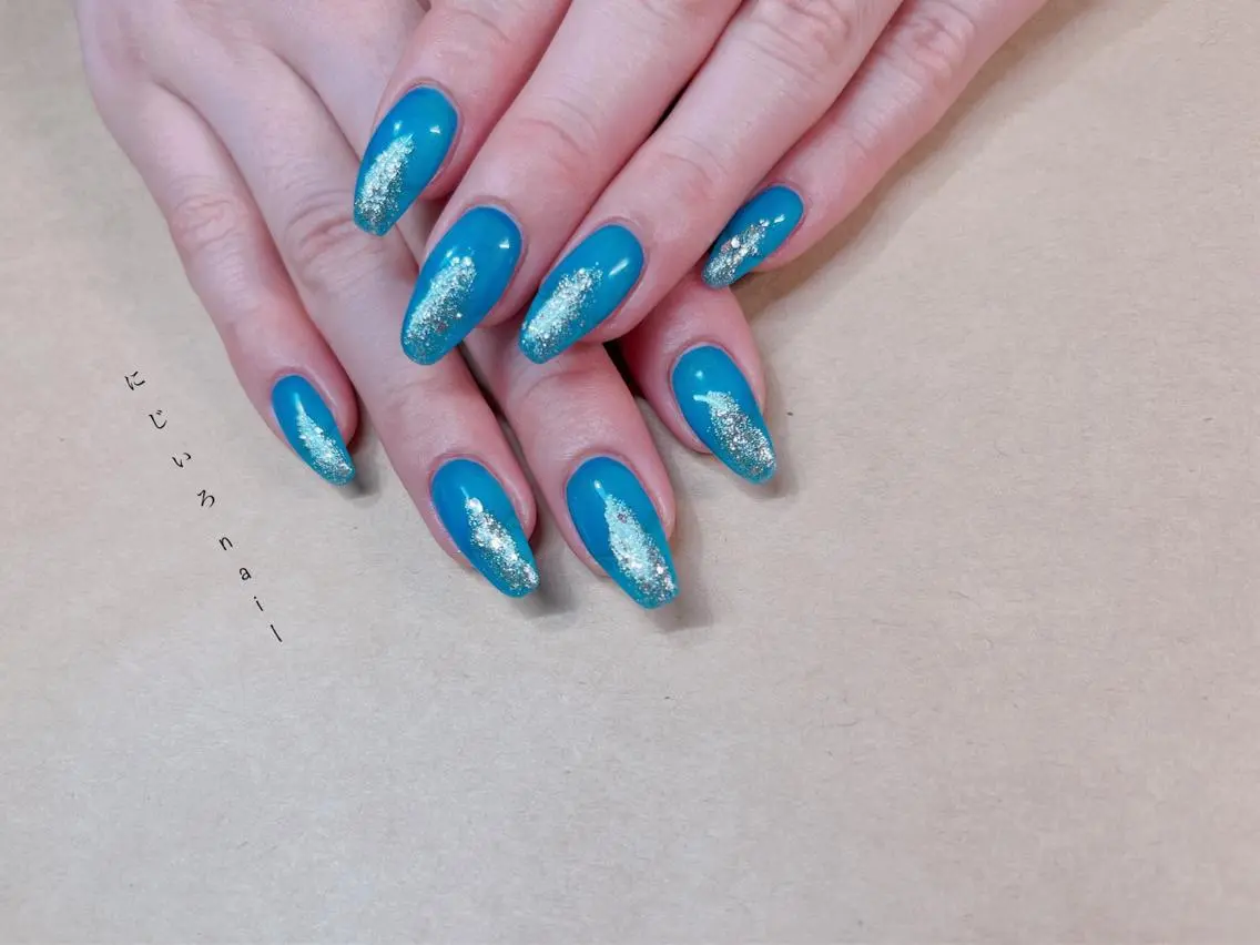 ネイル にじいろ nailのネイルデザイン