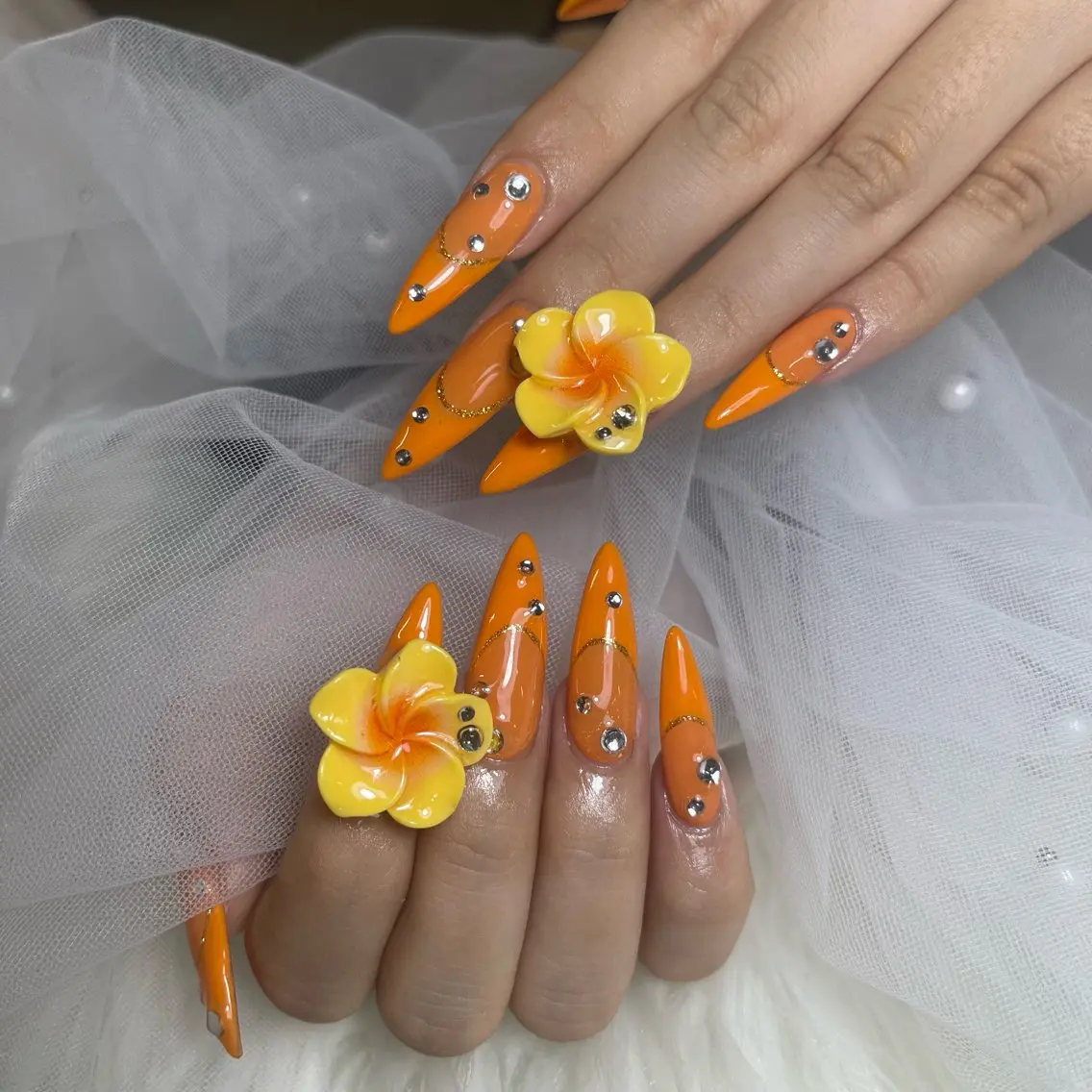 ネイル ハンドネイル NiJi Nailsのネイルデザイン